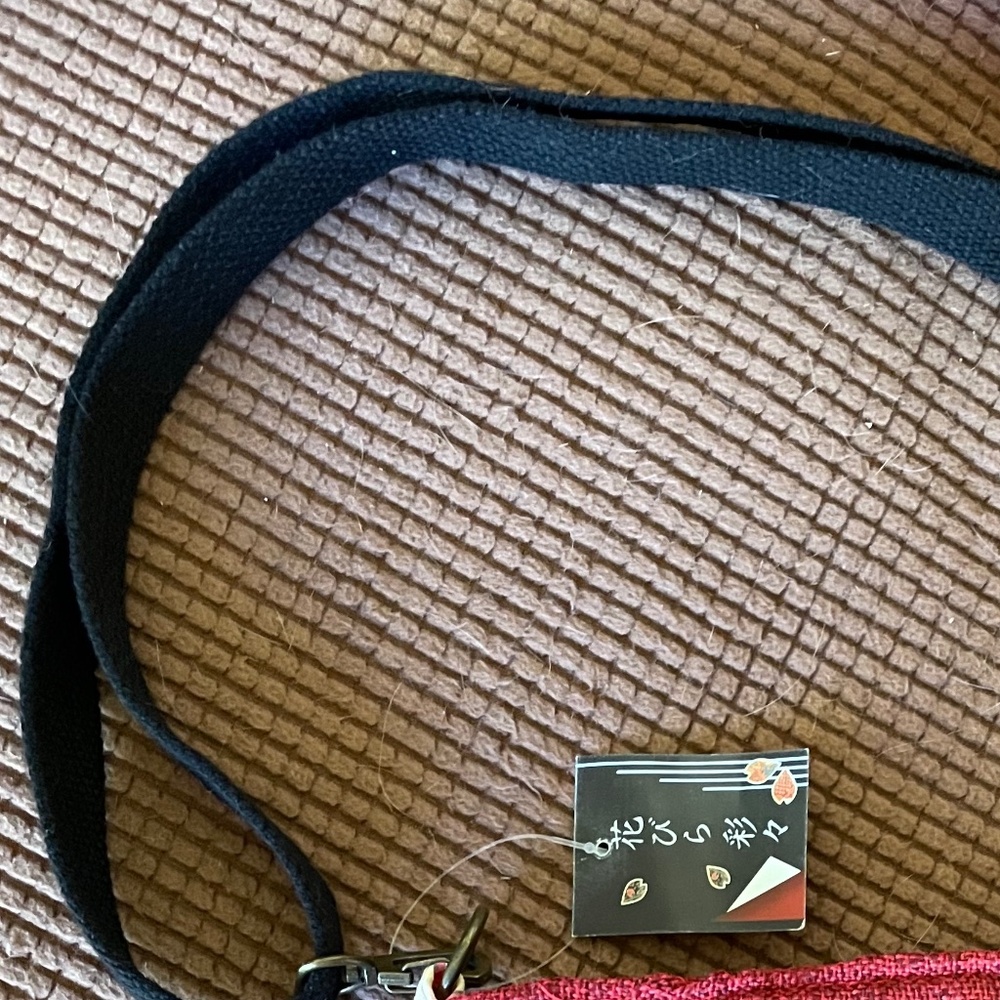 PRICE DROP! NWT  Boho canvas shoulder bag with floral appliqués - Picture 16 of 16